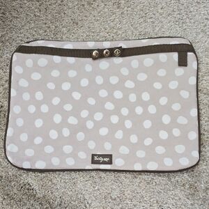 Thirty-One Beige and White Polka Dot Laptop Bag